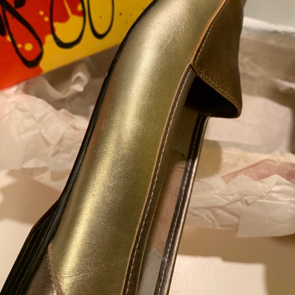 WOMEN’S ARPEGGIOS METALLIC MULTICOLOR LOAFERS. - Picture 6 of 12